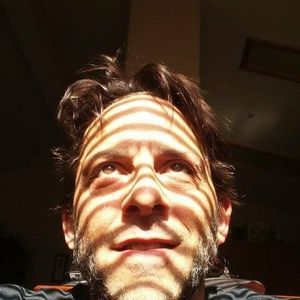 Meet your Posher, Clinton